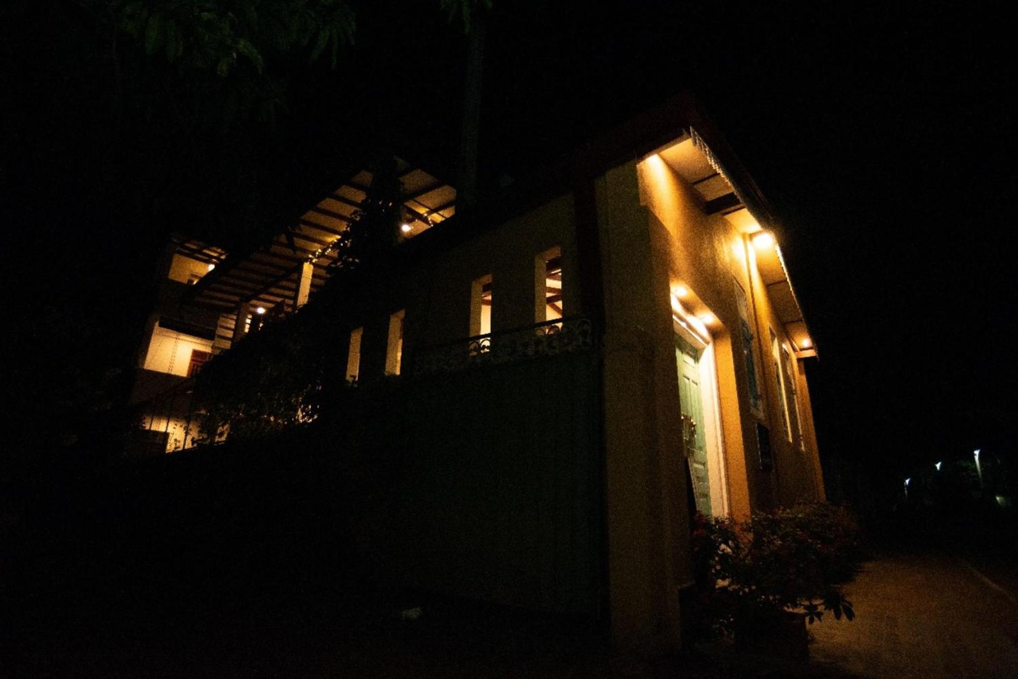 Villa Mihindi Hikkaduwa Extérieur photo