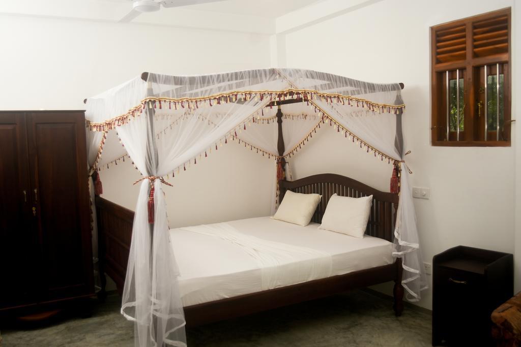 Villa Mihindi Hikkaduwa Extérieur photo